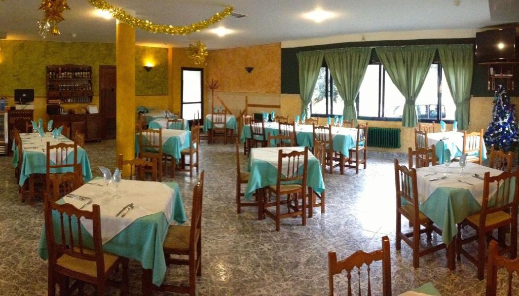 Hotel Restaurante Jarilla ภายนอก รูปภาพ