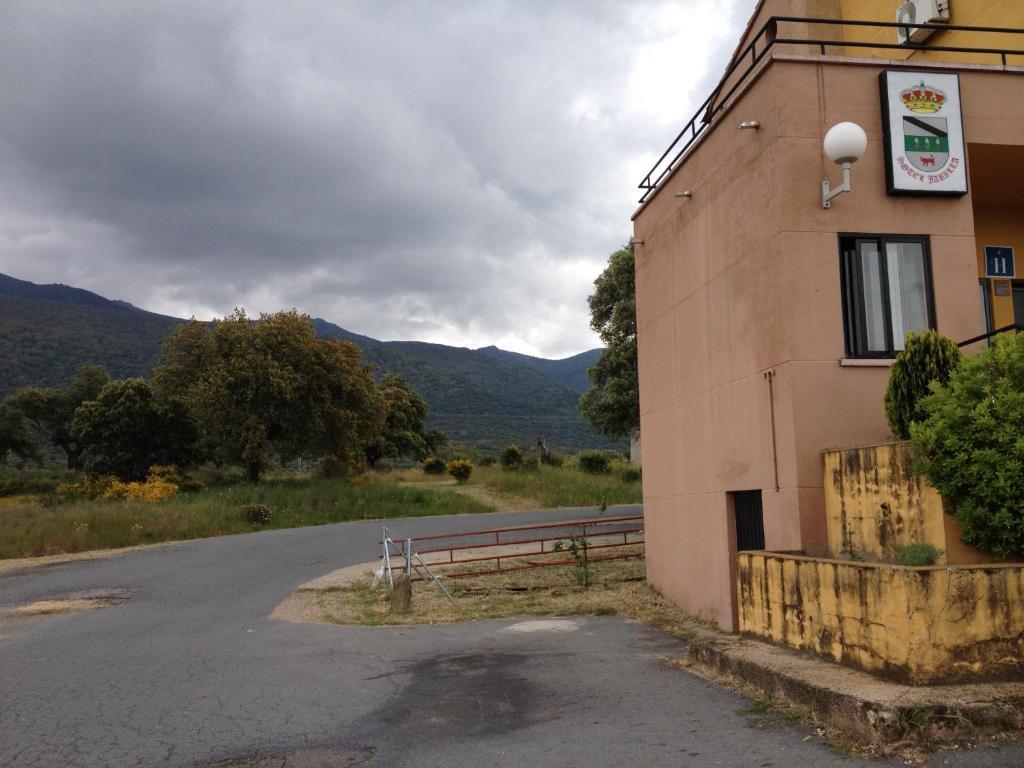 Hotel Restaurante Jarilla ภายนอก รูปภาพ